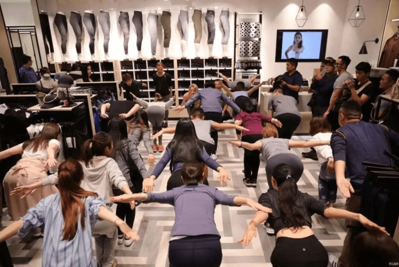 营销案例分析：瑜伽届的“爱马仕”Lululemon的崛起之路(图3)